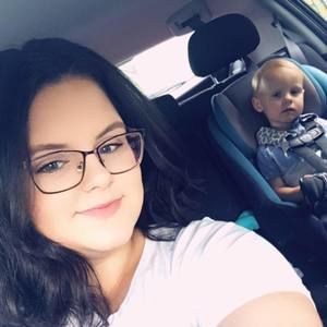 Meet your Posher, Hayley